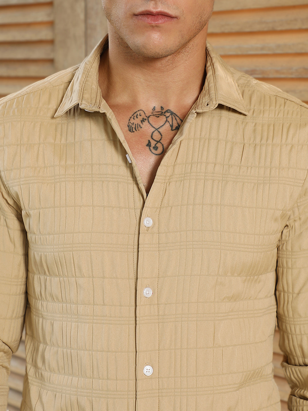 Grid-Tactile Shirt